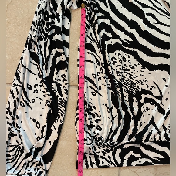 Moda International One-Shoulder Zebra Print Top - Picture 4 of 9